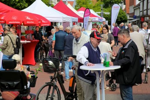 Gifhorn: Senioren-Tag zeigt Probleme bei Pflege und Rente