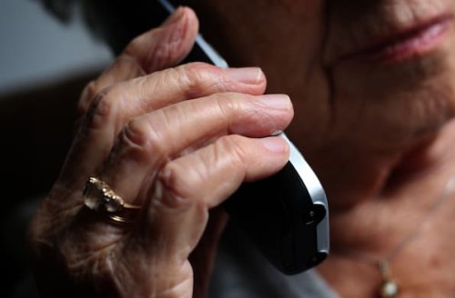 Fallersleben - Telefonbetruf: Seniorin verliert 20.000 Euro