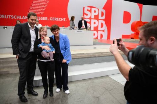 Saskia Esken bei SPD-Bundesparteitag in Berlin: Schlechte Bildungspolitik hat wirtschaftliche Nachteile