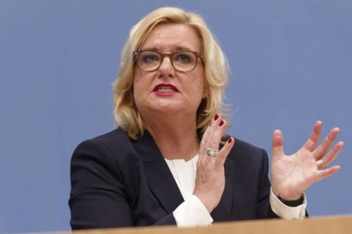 Eva Högl: Wehrbeauftragte stellt Bundeswehr-Pläne infrage - „Halte das für nicht erreichbar“