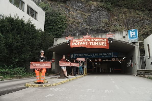 Aktivisten protestieren gegen Tunnel-Pläne von VW-Aufsichtsrat
