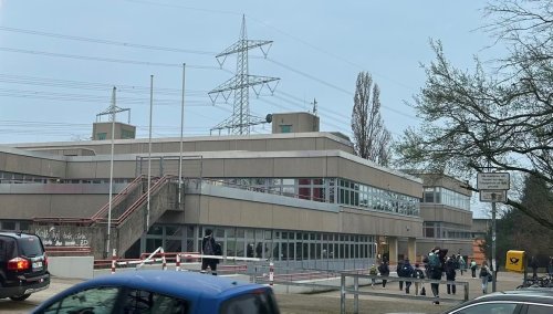 Wegen fehlender Jalousien: Schüler in Hattingen müssen schwitzen