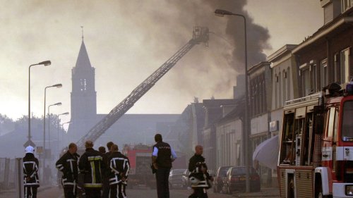 Vor 25 Jahren: Feuerwerksfabrik in Enschede explodiert