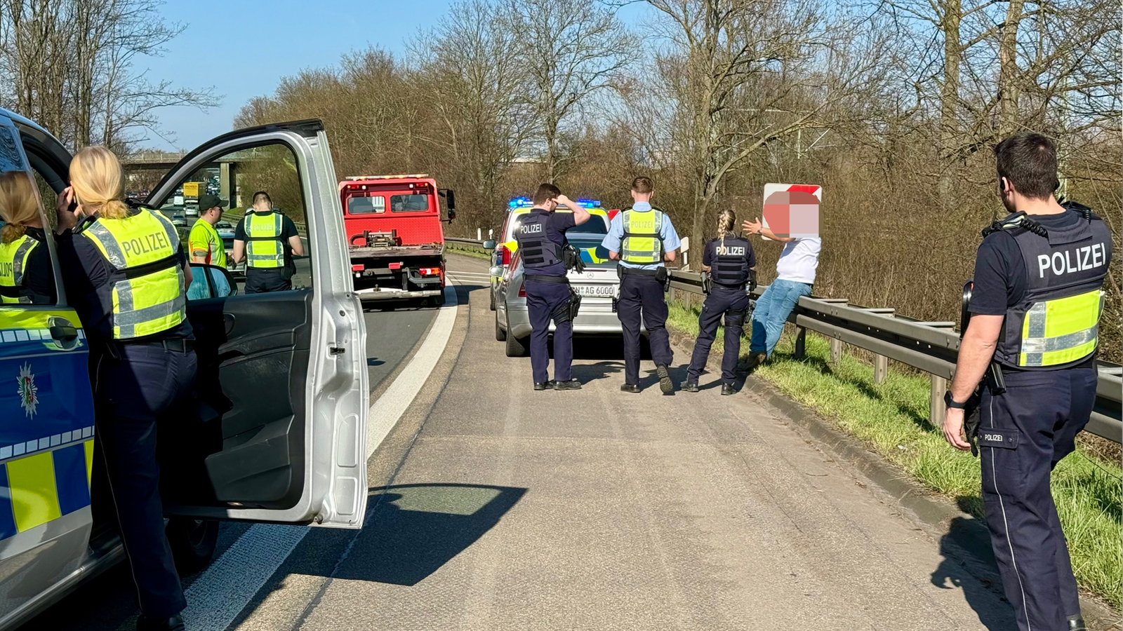 Schlägerei auf der Autobahn bei Bonn