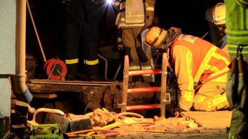 Tödlicher Unfall bei Bauarbeiten: 51-Jähriger in Duisburg von Mauer erdrückt