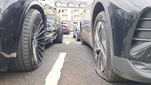Klimaprotest: Viele Autos in Viersen ohne Luft im Reifen