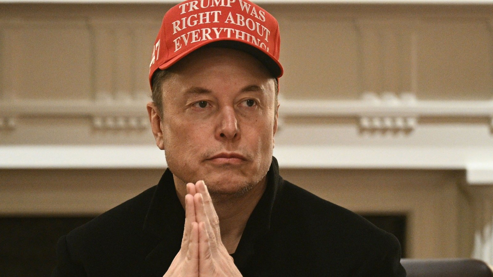 Falscher Musk verspricht Tesla: Rentner in Lippe fällt auf Betrug rein