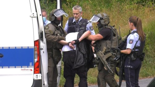 Großeinsatz an Bielefelder Berufskolleg: 20-Jähriger festgenommen
