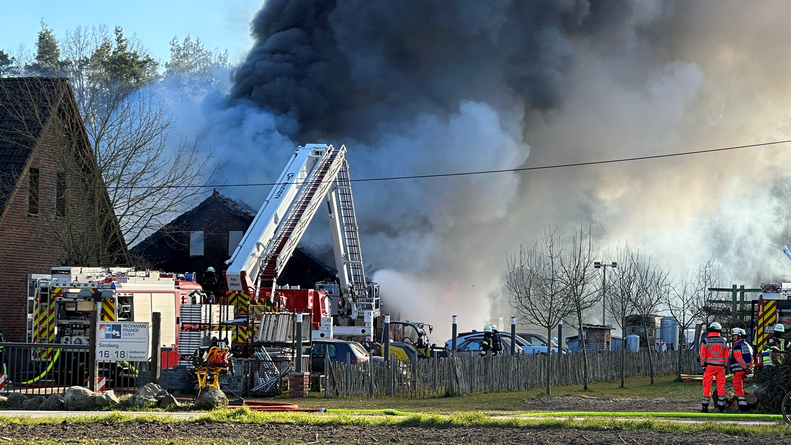 Scheunenbrand in Steinhagen: Scheune komplett abgebrannt