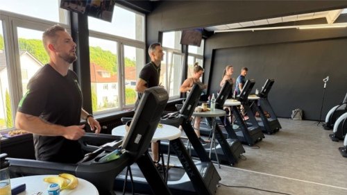 Rennen für kranke Kinder: 24 Stunden in Vlotho auf dem Laufband