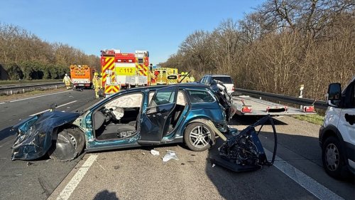 Nach stundenlanger Vollsperrung:A3 bei Duisburg wieder freigegeben
