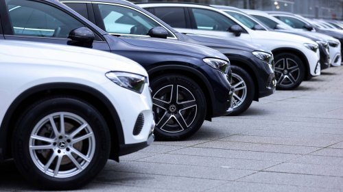 Prozessauftakt in Düsseldorf: Millionenschaden mit Luxuskarossen