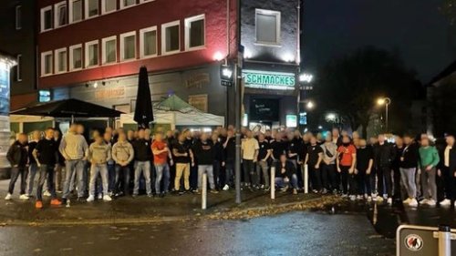 Rechte Hooligans feiern in Kneipe von Kevin Großkreutz