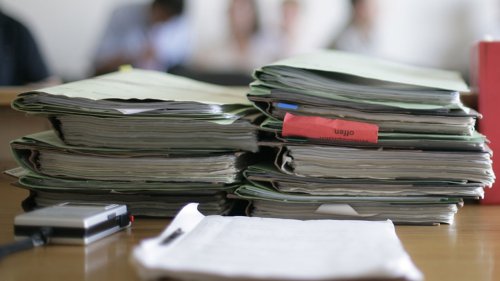 Tod nach Überdosis: Staatsanwaltschaft Bielefeld ermittelt gegen Ärzte