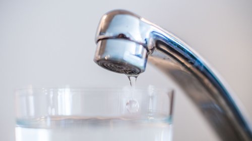 Wasserrohrbruch in Grevenbroich: Stadtteile ohne Trinkwasser