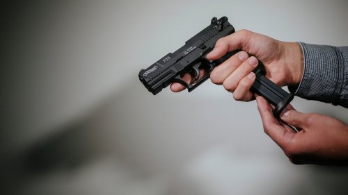 Jugendliche festgenommen: Mann in Soest mit Schreckschusswaffe verletzt