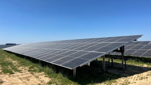 Baustart für neuen Solarpark auf Garzweiler-Gelände