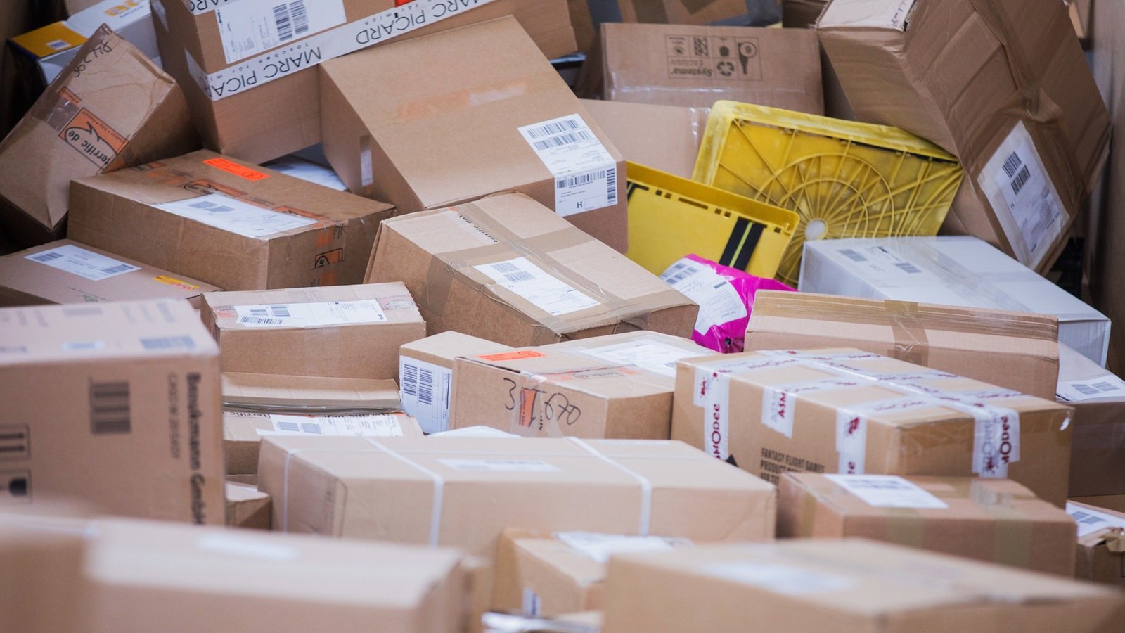 Aus Bayern nach NRW: Paketfahrer hat keine Lust mehr und haut ab