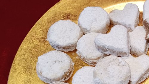 Kourabiedes – griechisches Butter-Mandelgebäck