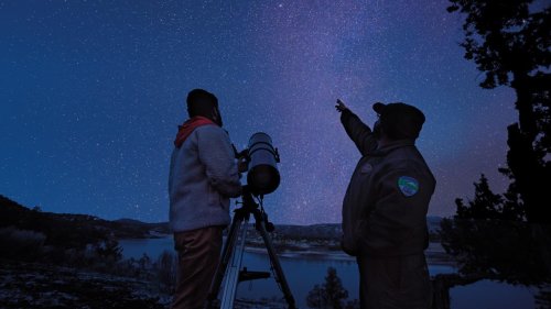 Why Central Oregon Should Be Your Summer Stargazing Destination