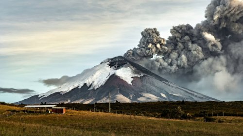 As a Famous Volcano Reawakens, These Safety Tips Might Save Your Vacation