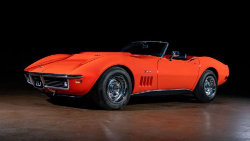 15 Classic Corvettes Everyone Wishes They Owned