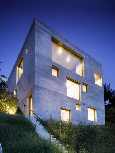 Concrete House in Switzerland by Wespi de Meuron Romeo Architetti