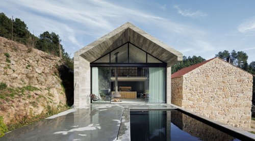 House NaMora in Portugal by Filipe Pina and David Bilo