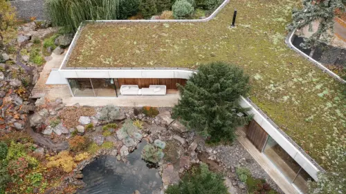 Banánka House: Slovakian Nature & Minimalist Design Marvel