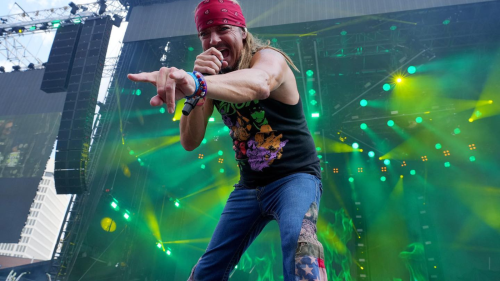 Poison Singer Bret Michaels Has Been Hospitalized ‘Due to an unforeseen medical complication’