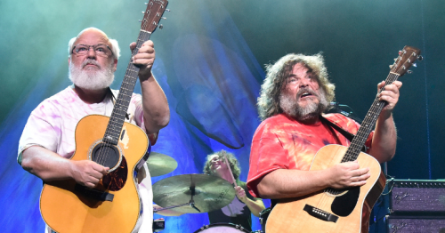 Watch: Goofballs Tenacious D Surprise Us With A Heartfelt Cover Of ‘Wicked Game’