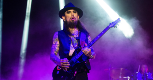 Dave Navarro Continues Sitting Out on Jane’s Addiction