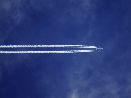 Do Jet Contrails Affect the Weather? The Science vs. The Chemtrails Theory