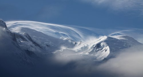 How a Sudden Arctic Blast Can Turn Spring Weather Into a Deep Freeze