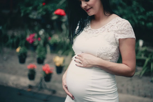 Climate Change Threatens Pregnancies with Growing Health Risks