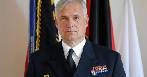 Marine-Chef tritt wenige Stunden nach umstrittenen Putin-Aussagen zurück