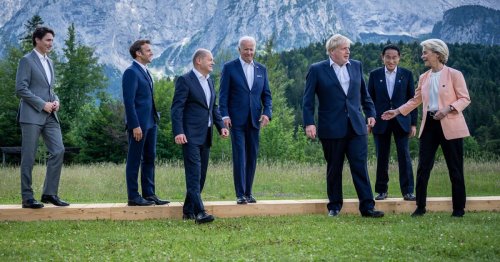 Gipfel-Splitter: Söders G6, Bidens Dekolletee-Empfang und Witze über Putin