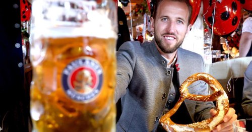 Prosit, Harry Kane: FC Bayern feiert auf dem Oktoberfest