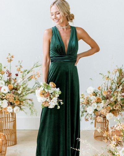 12 Emerald Green Bridesmaid Dresses + Faqs