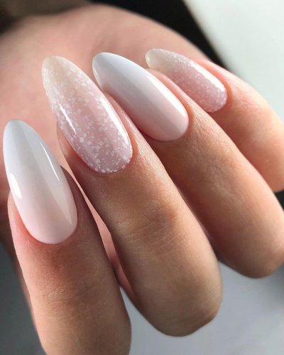 Winter Wedding Nails That Make A Difference [2022/23 GUIDE & FAQS]