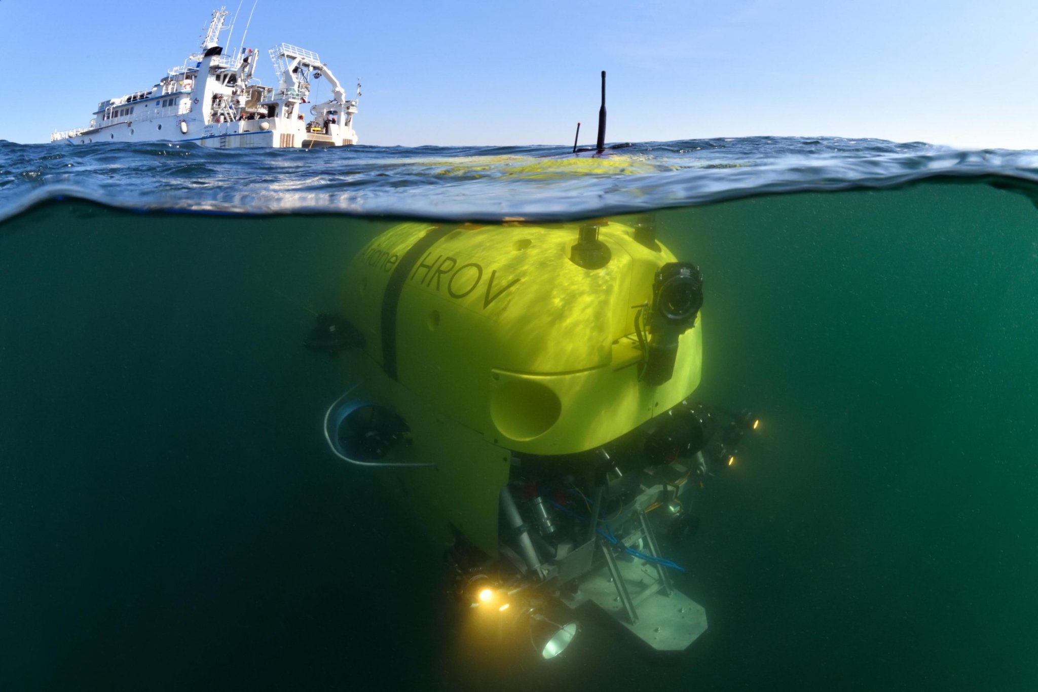 Commentaires sur Sauvegarde des océans : et si les sciences marines détenaient la solution ? par 4000 robots à l'écoute des océans pour mieux comprendre le climat - WE DEMAIN