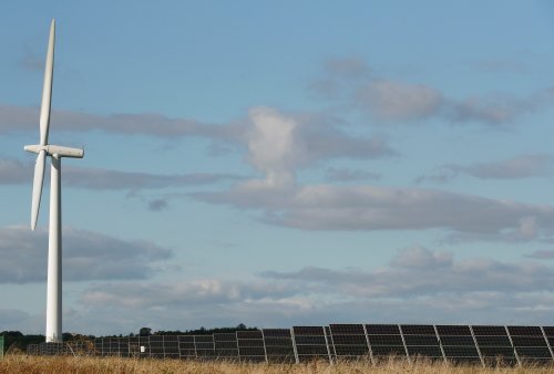 Analysis: UK emissions fall 3.4% in 2022 as coal use drops to lowest level since 1757