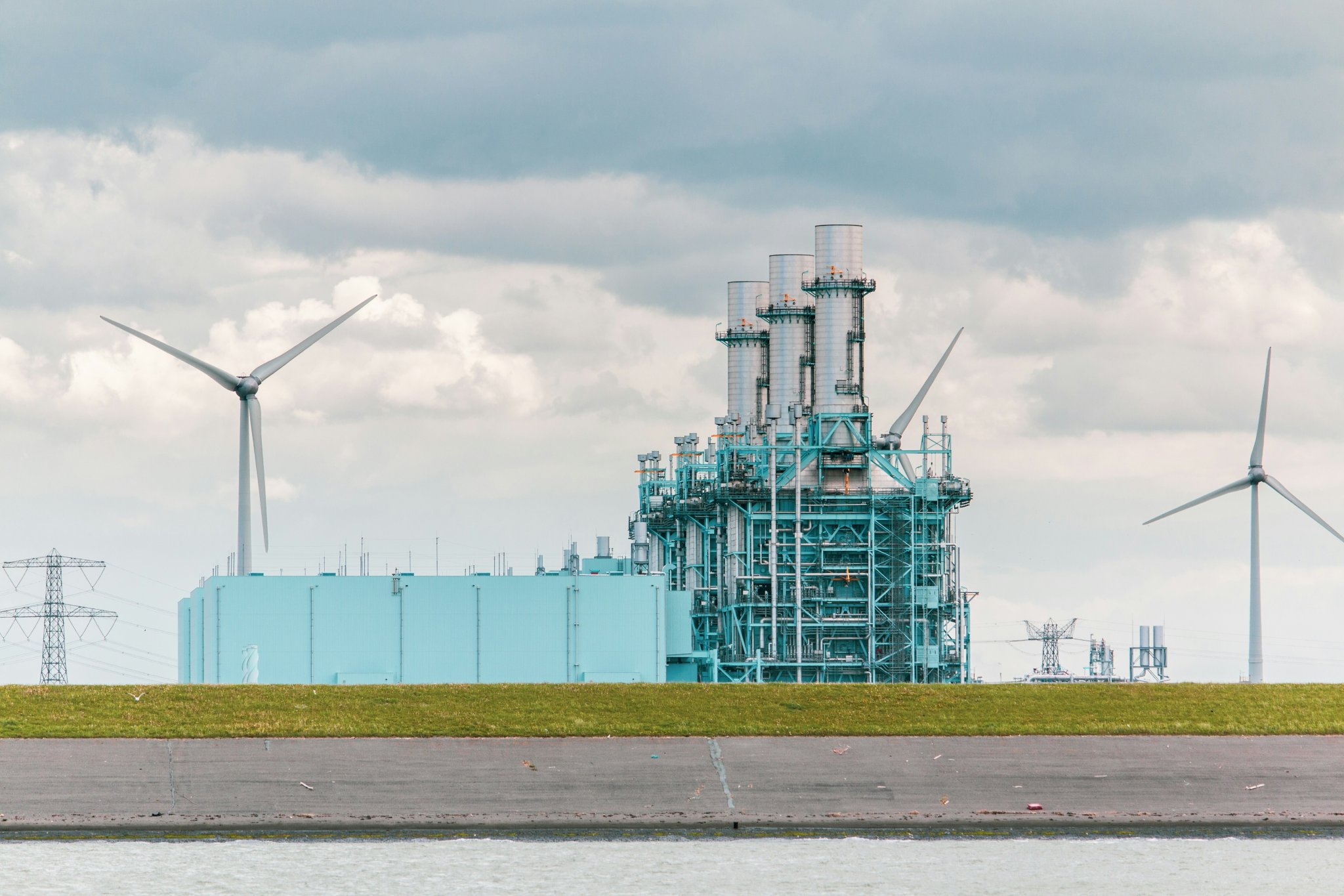 How can public and private sector collaboration accelerate the energy transition? Industry experts explain