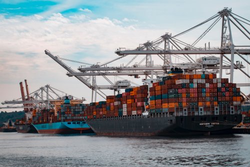 How a new framework for carbon emissions accounting can help decarbonize freight and logistics