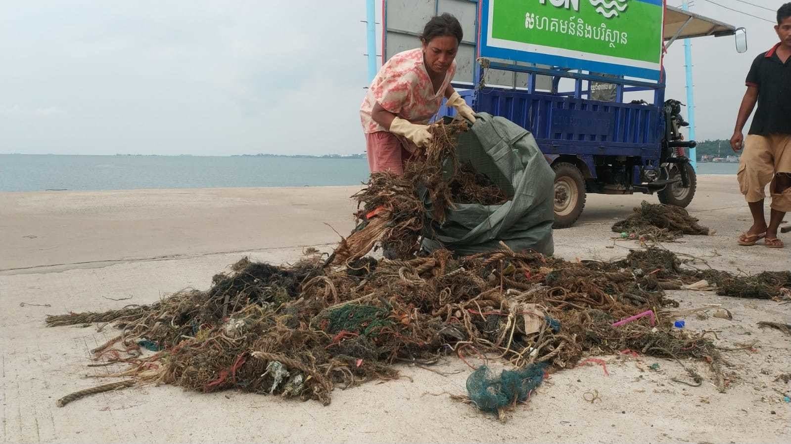 How businesses can help tackle nonrecyclable plastic pollution