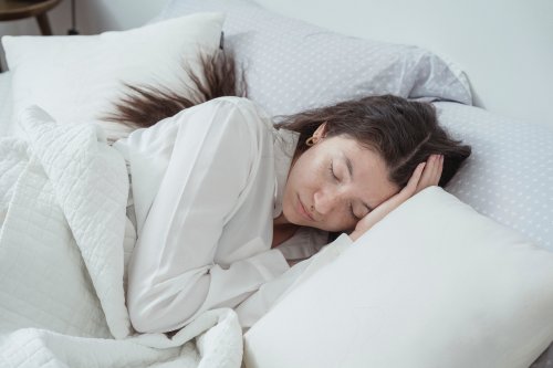 Here's how your sleep affects your immune system