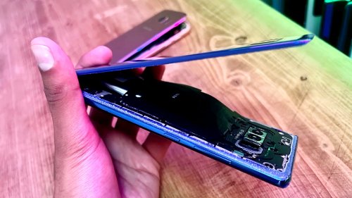How to avoid this dreaded Samsung battery swelling phone fate
