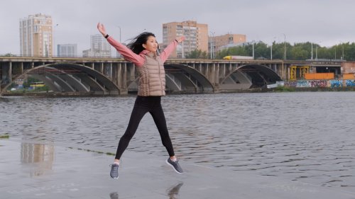 Star Jumps: How To Do, Benefits,…