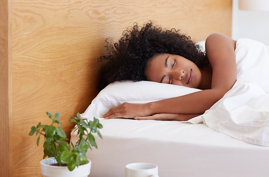 This Is *Exactly* How Long You You Can Sleep In Without Confusing Your Body