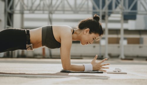 I’m a Trainer, and These 4 Core Movement Patterns Are the Secret to Stronger Abs